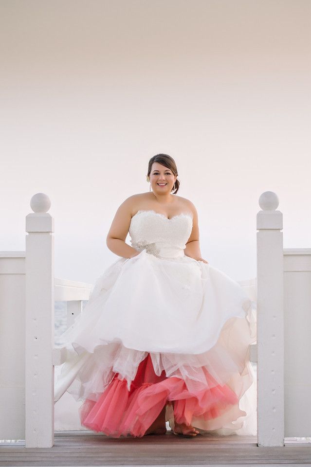 4 plus size wedding gown trends for the gorgeous curvy bride