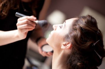 Get ready for your wedding make-up session!