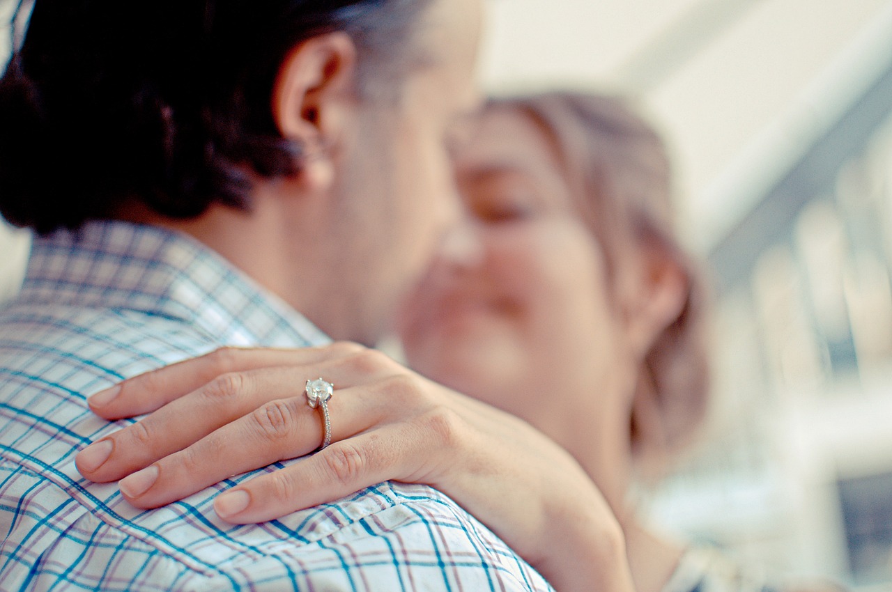 3 ideas for absolutely awesome engagement rings